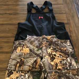 Woman’s UNDER ARMOUR Insulated Camo Bibs